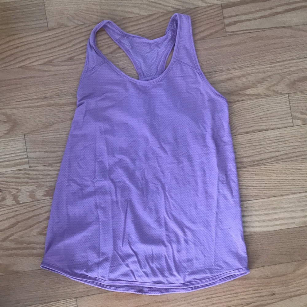 Lululemon shirt size 6